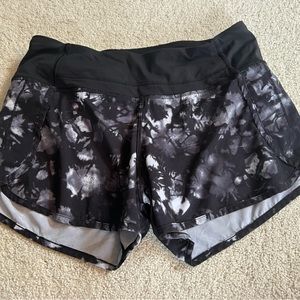 Lululemon Run Times Short (4”). Size 4
